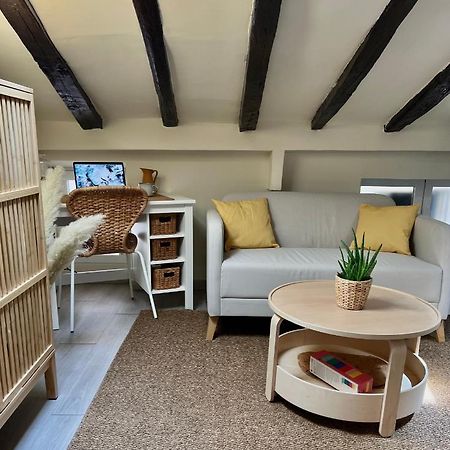 Charming Apartment In The Heart Of マドリード エクステリア 写真